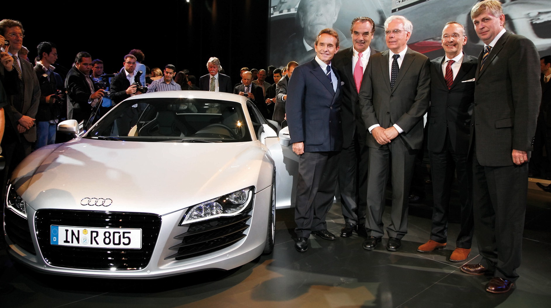 AUDI_R8_SHOW_03